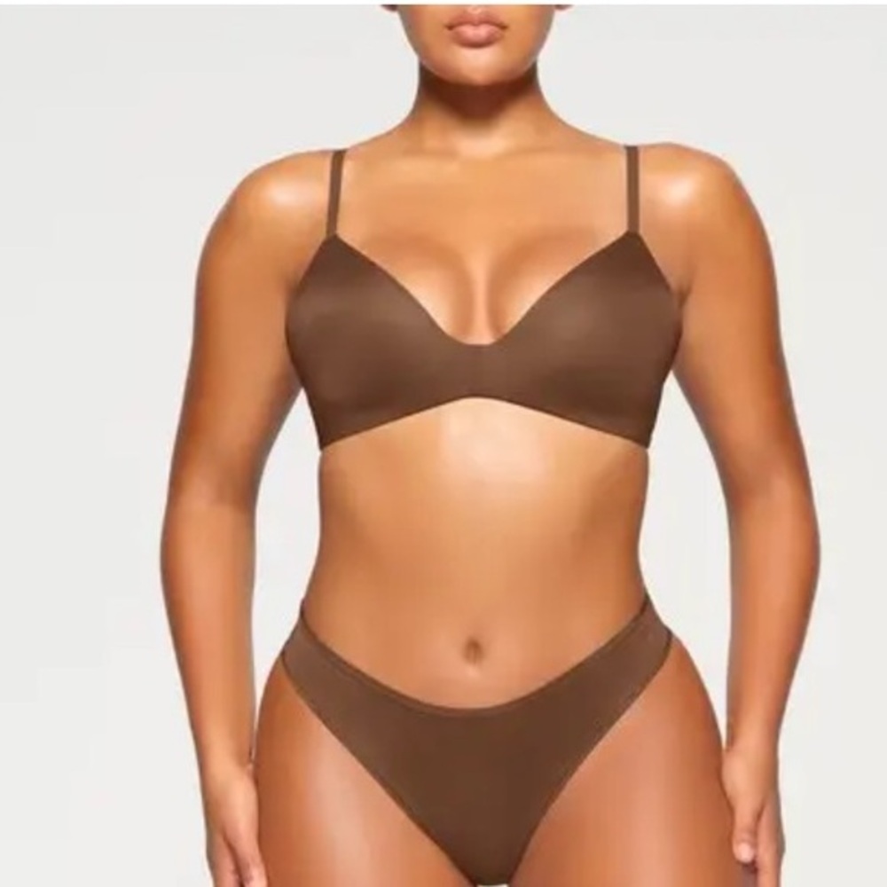 🤎SKIMS BODY T SHIRT LIGHTLY LINED BRA IN JASPER 34DDD - Picture 4 of 6